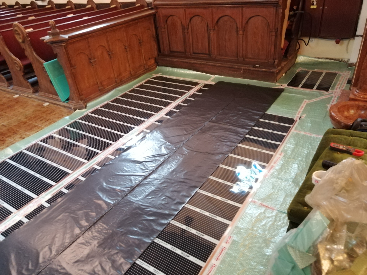 Infra padlófűtés korszerűsítés Evangélikus egyház Szeged (10)
